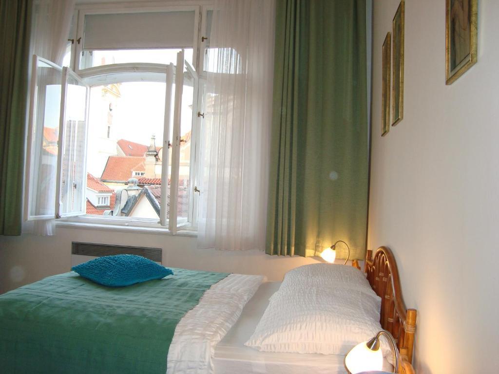 Charles Bridge Premium Residence Aparthotel Prague